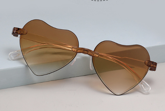 Heart Shape Women Sunglasses - Vintage Pink Shades