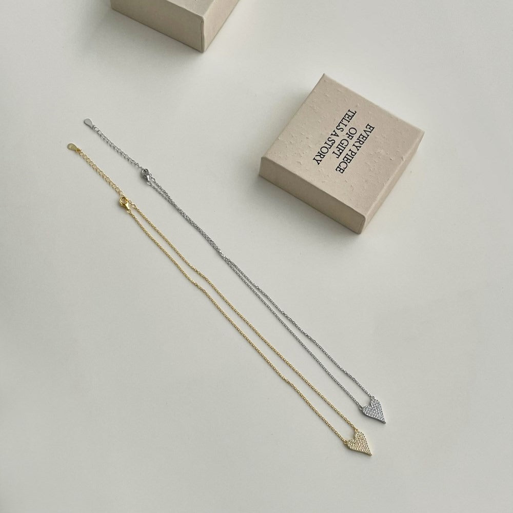 Heart-Shaped Diamond Pendant Set