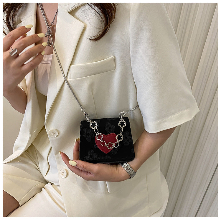 Western Style Peach Heart Bag - Perfect for Summer Dates!