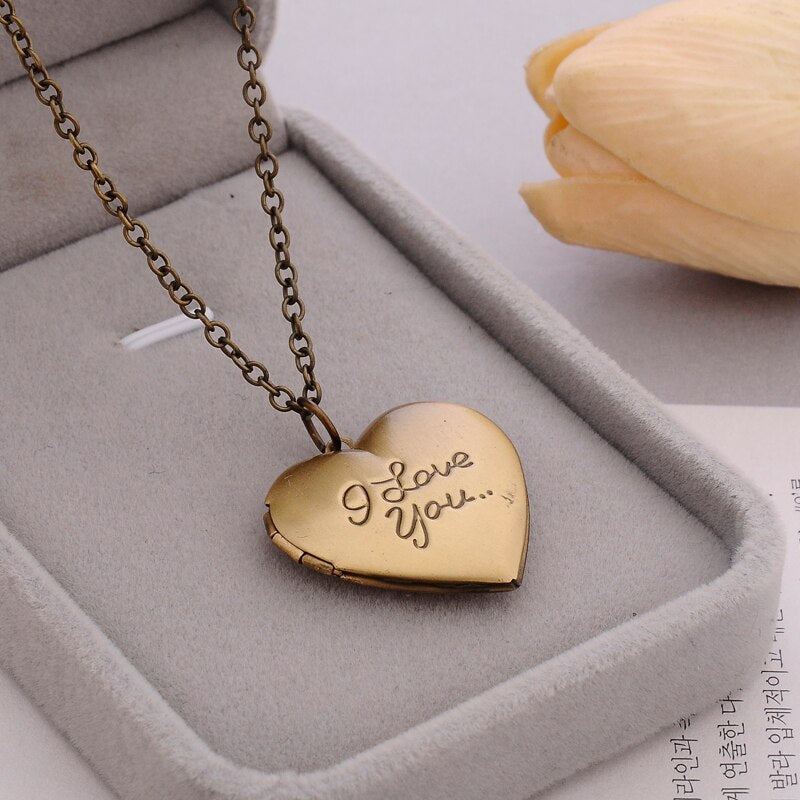 DIY Love Heart Secret Message Locket - Vintage Gift for Couples