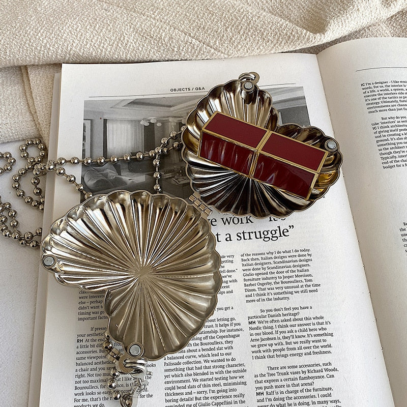 Mini Heart Shell Bag - Fashionable Alloy Design Handbag