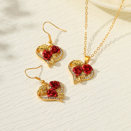 Creative Love Rose Heart Pendant Necklace