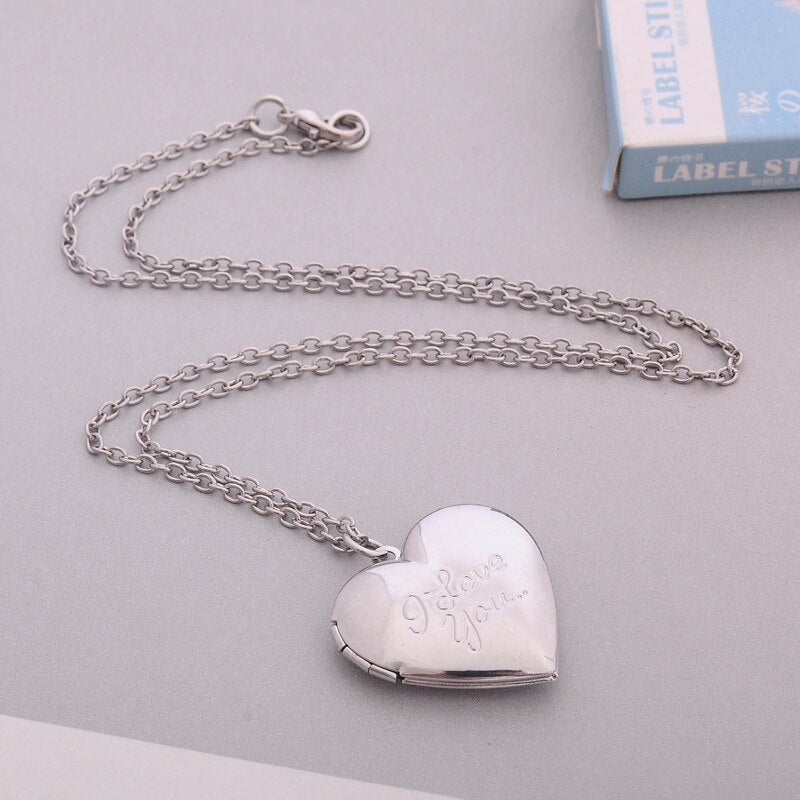 DIY Love Heart Secret Message Locket - Vintage Gift for Couples