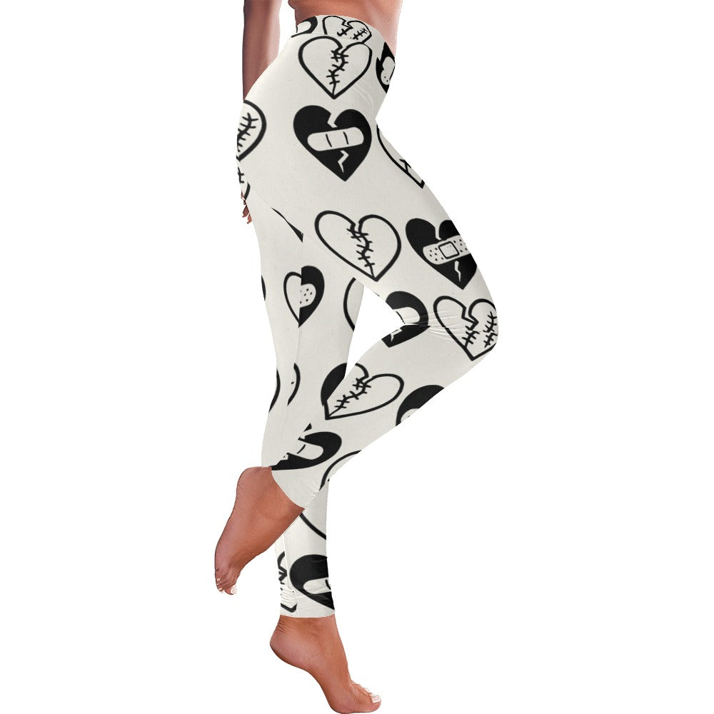 Broken Hearts Women's All-Over Print Valentine's Day Low Rise Leggings