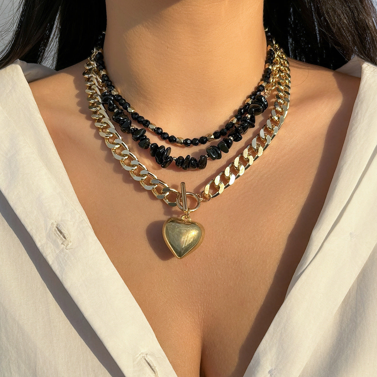 Black Imitation Crystal Heart Necklace