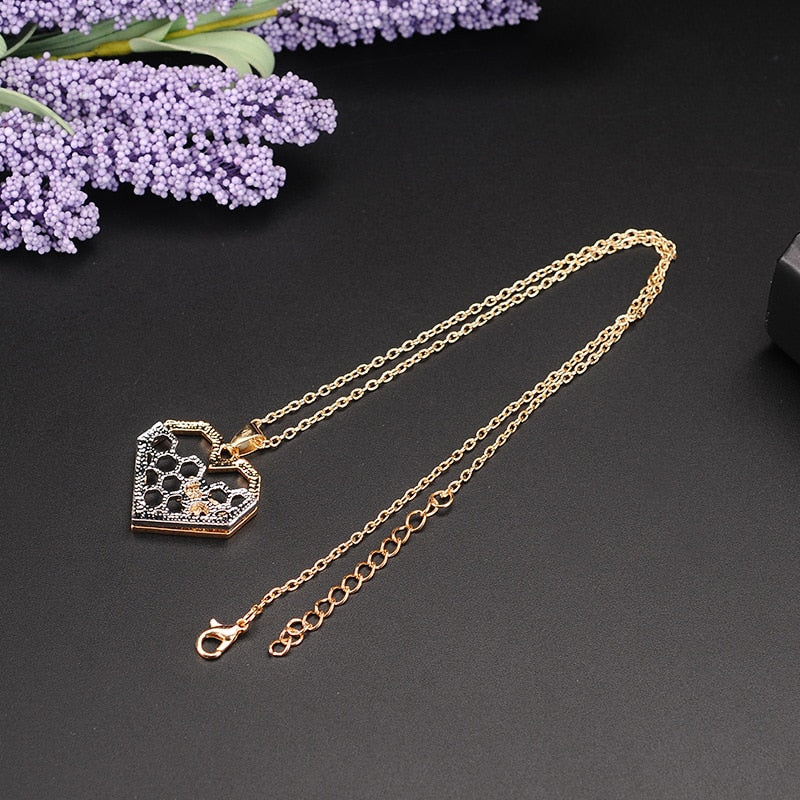 Heart Honeycomb Bee Pendant Choker Necklace